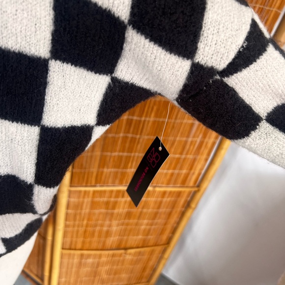 Turtleneck Black And White Plaid Long Sleeve Checkered sweater size XL - Picture 3 of 5